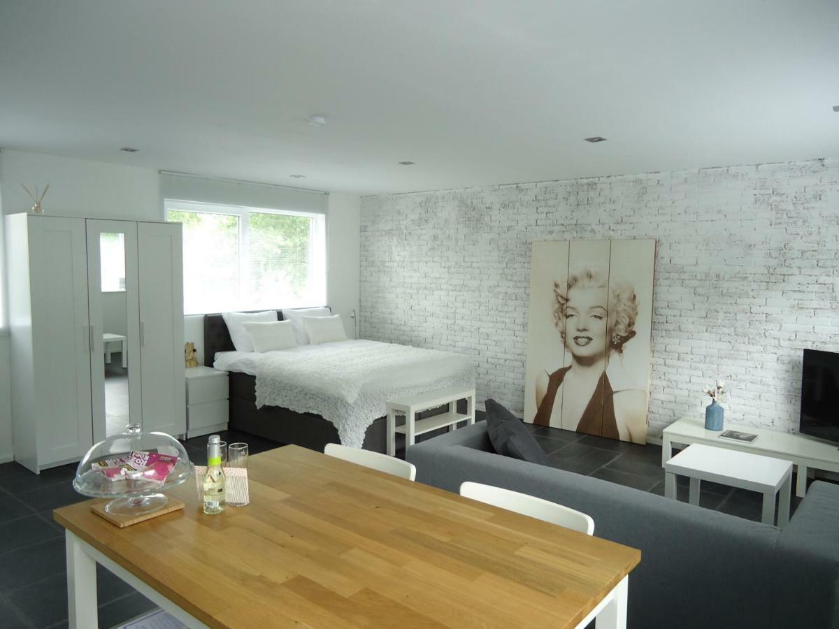 B&B Sloterpark Amsterdam Exterior photo